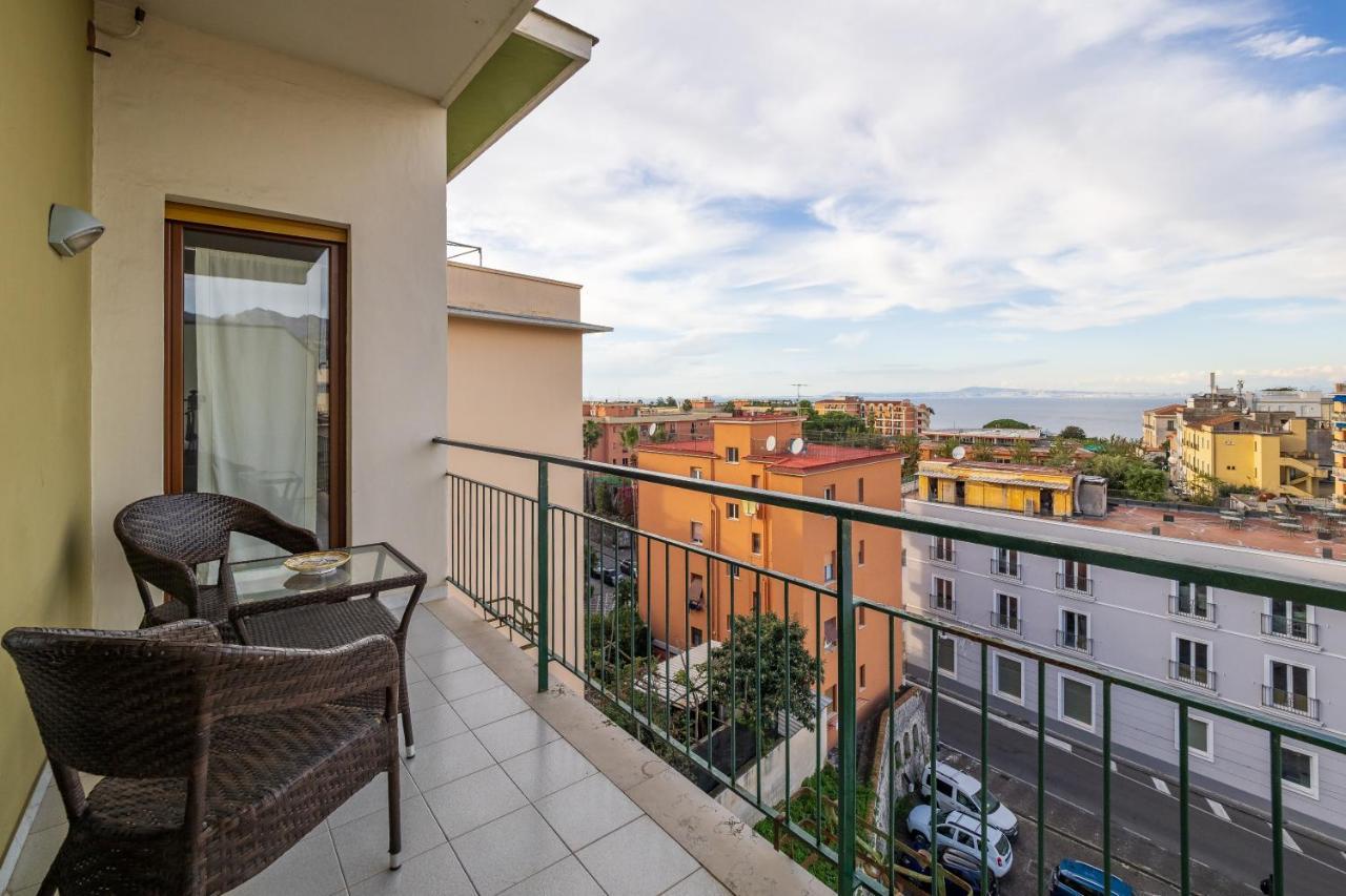 Rossella Holiday Home Sorrento Dış mekan fotoğraf